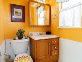 6928 Bobbyboyar, West Hills CA 91307