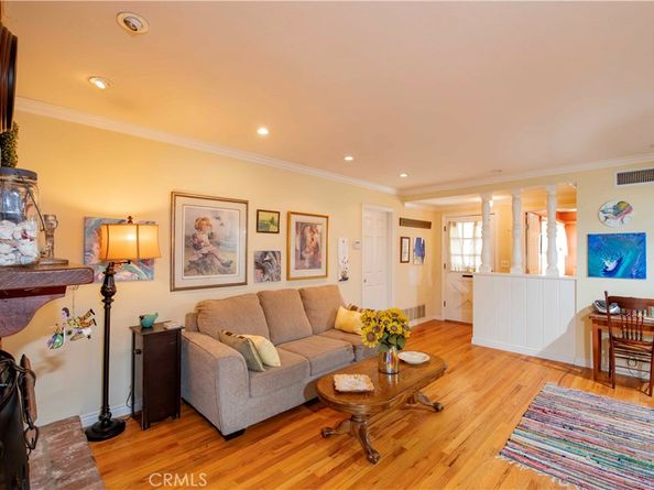 6928 Bobbyboyar, West Hills CA 91307