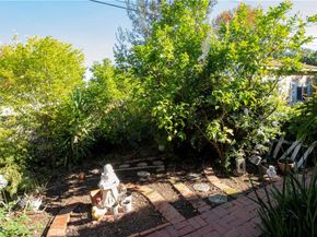 6928 Bobbyboyar, West Hills CA 91307