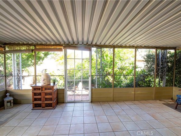 6928 Bobbyboyar, West Hills CA 91307