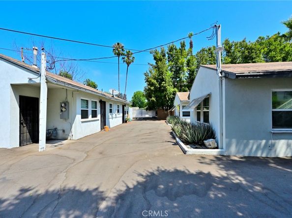 411 417 N Euclid Avenue, Pasadena CA 91101