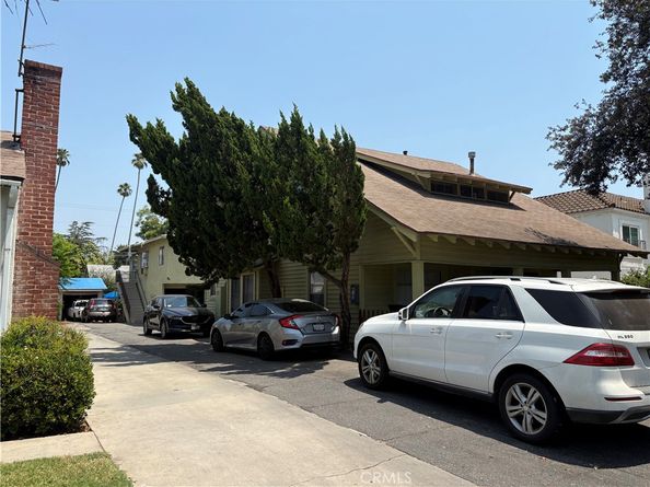 92 N Allen Avenue, Pasadena CA 91106