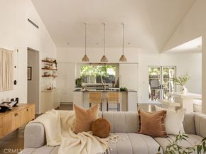 4128 Baywood Street, Los Angeles CA 90039