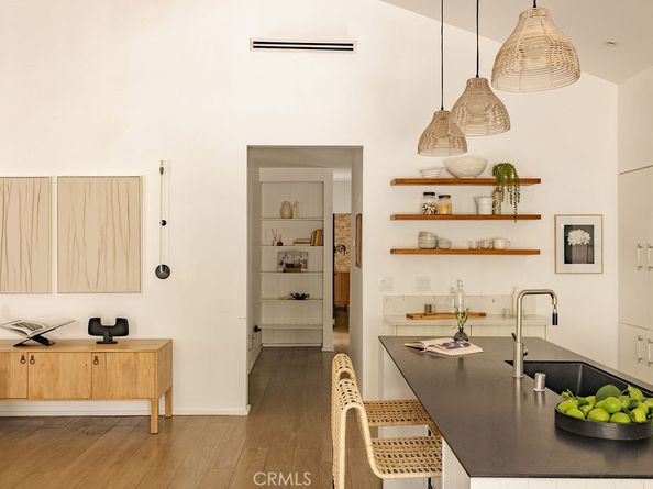 4128 Baywood Street, Los Angeles CA 90039