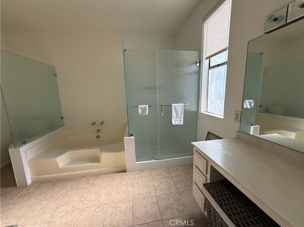 415 W Duarte Road 6, Arcadia CA 91007