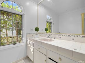 2976 Lombardy Rd, Pasadena CA 91107
