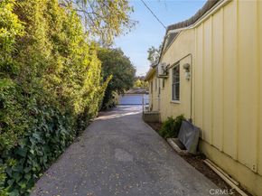 2976 Lombardy Rd, Pasadena CA 91107
