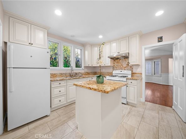 428 N Del Mar, San Gabriel CA 91775