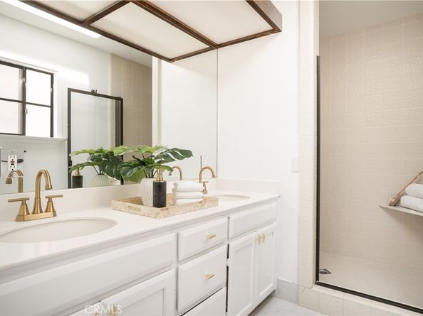 2834 E Orange Grove, Pasadena CA 91107