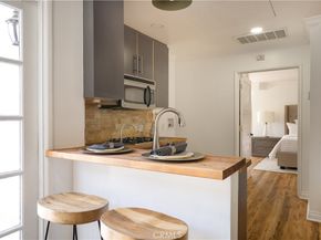2834 E Orange Grove, Pasadena CA 91107