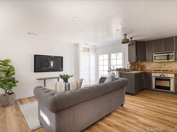 2834 E Orange Grove, Pasadena CA 91107