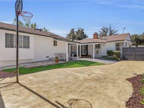 2834 E Orange Grove, Pasadena CA 91107