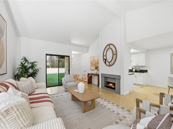 1231 S Golden West 30, Arcadia CA 91007