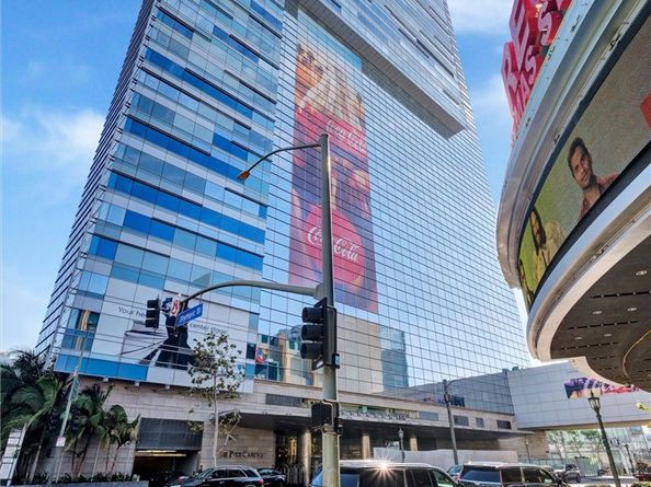 900 W Olympic Boulevard 45F, Los Angeles CA 90015