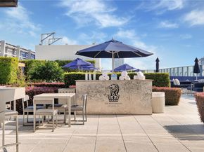 900 W Olympic Boulevard 45F, Los Angeles CA 90015