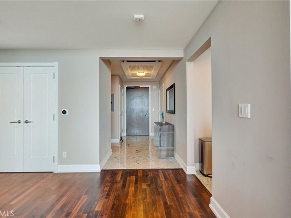 900 W Olympic Boulevard 45F, Los Angeles CA 90015