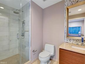 900 W Olympic Boulevard 45F, Los Angeles CA 90015