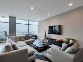 900 W Olympic Boulevard 45F, Los Angeles CA 90015