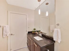 139 S Los Robles Avenue 302, Pasadena CA 91101