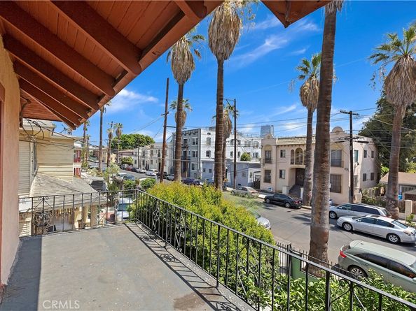 1437 Bonnie Brae Street, Los Angeles CA 90006