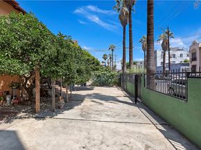 1437 Bonnie Brae Street, Los Angeles CA 90006