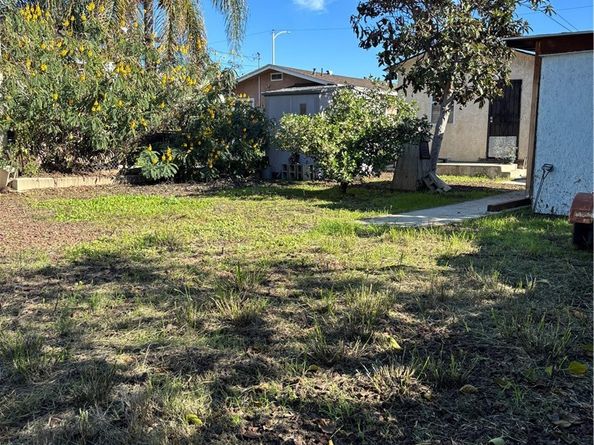 1343 S La Verne Avenue, East Los Angeles CA 90022