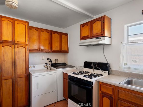 1343 S La Verne Avenue, East Los Angeles CA 90022