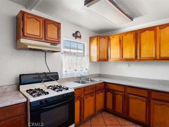 1343 S La Verne Avenue, East Los Angeles CA 90022