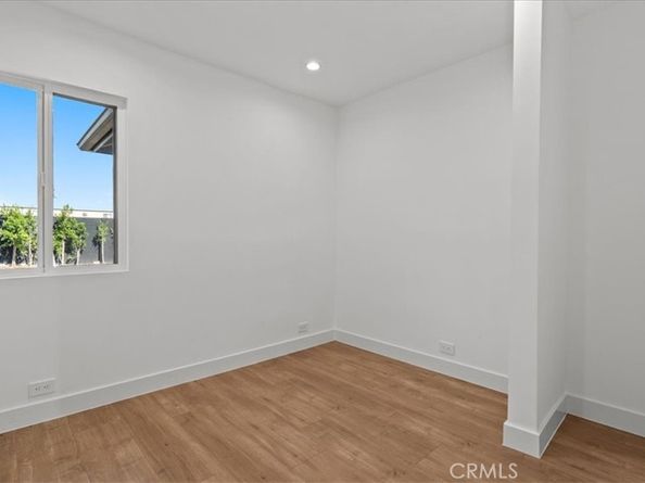 4731 W El Segundo, Hawthorne CA 90250