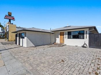 4731 W El Segundo