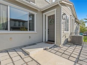 5604 Altamura Way #8, Fontana CA 92336