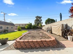 743 Magnolia, Upland CA 91786