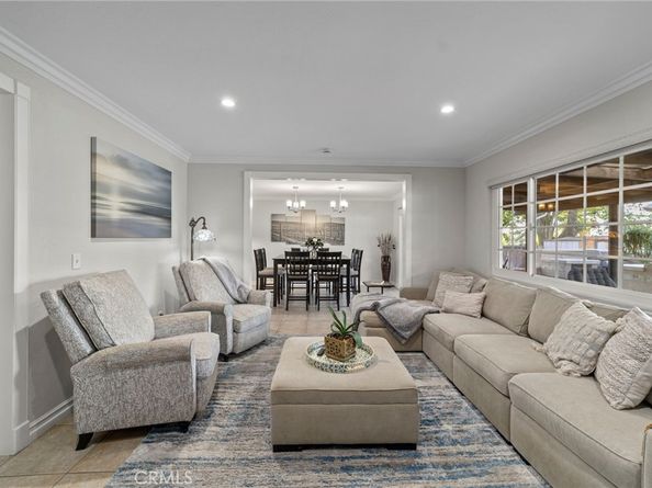 743 Magnolia, Upland CA 91786