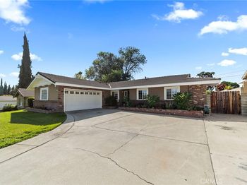 743 Magnolia