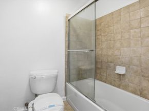 7320 Hawthorn Avenue 108, Los Angeles CA 90046