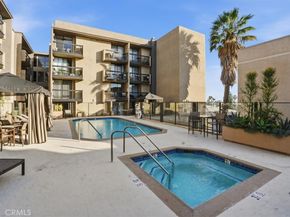 7320 Hawthorn Avenue 108, Los Angeles CA 90046