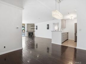 7320 Hawthorn Avenue 108, Los Angeles CA 90046