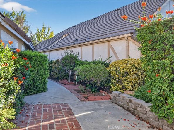 2183 Paris Circle, Upland CA 91784