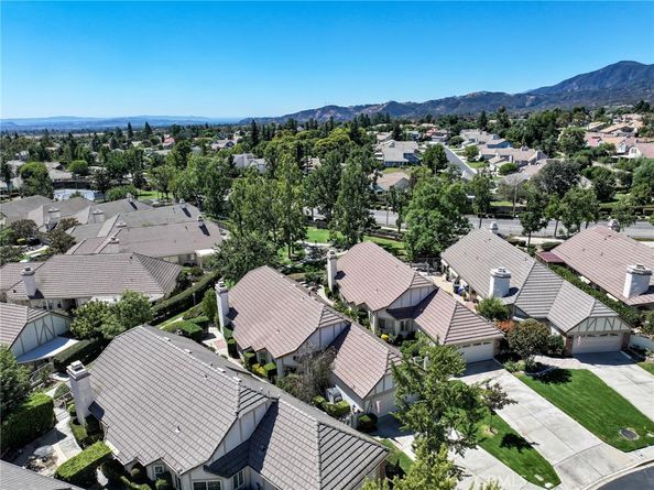 2183 Paris Circle, Upland CA 91784