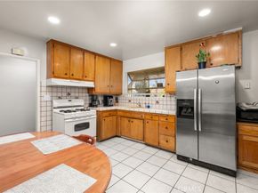 1055 Essex Street, Glendora CA 91740