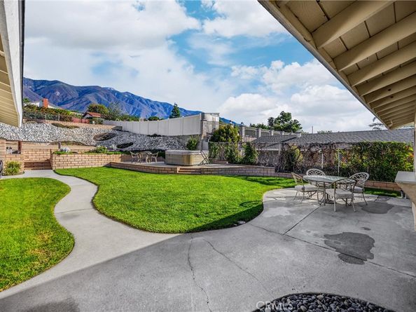 8986 Whirlaway, Rancho Cucamonga CA 91737