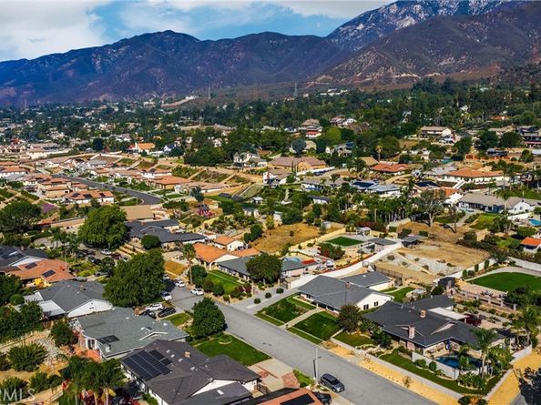 8986 Whirlaway, Rancho Cucamonga CA 91737