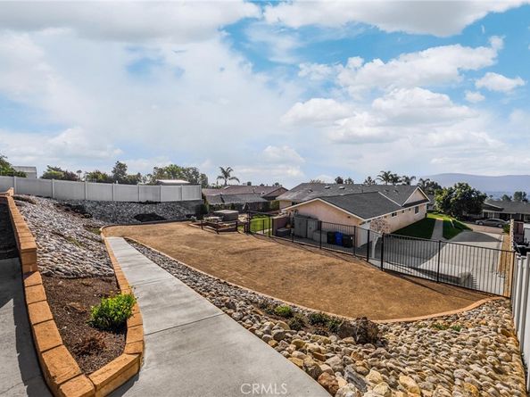 8986 Whirlaway, Rancho Cucamonga CA 91737