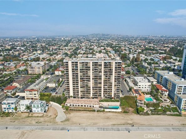 1750 E Ocean 102, Long Beach CA 90802