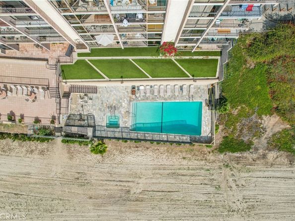 1750 E Ocean 102, Long Beach CA 90802