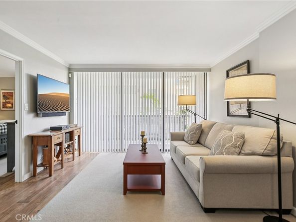 1750 E Ocean 102, Long Beach CA 90802