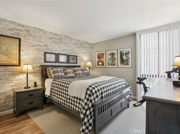 1750 E Ocean 102, Long Beach CA 90802