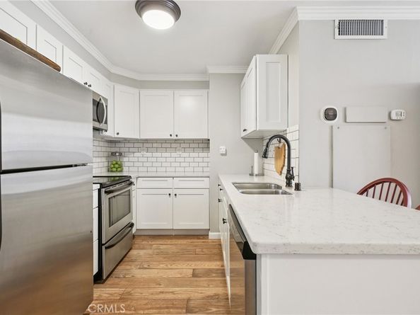 1750 E Ocean 102, Long Beach CA 90802