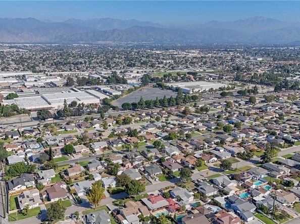 1118 E Elgenia, West Covina CA 91790