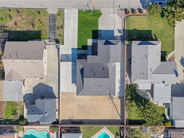 1118 E Elgenia, West Covina CA 91790